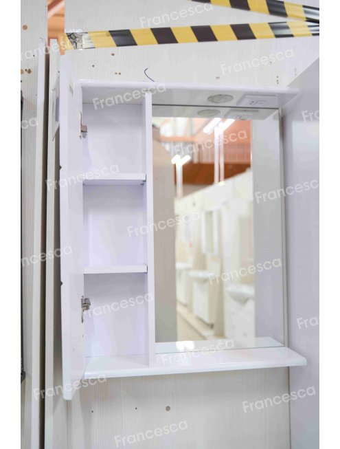 Зеркало-шкаф Francesca Кубо 60 С белый, правый